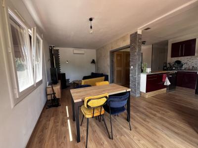 For sale AU CALME R�SIDENTIEL 5 rooms 120 m2 Gard (30800) photo 2