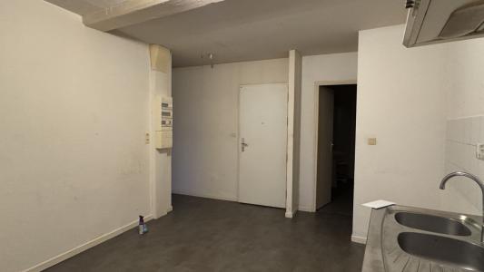 For rent 3 rooms 38 m2 Puy de dome (63350) photo 2