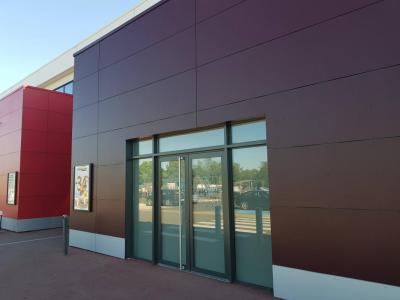 Louer Local commercial 80 m2 Saint-jean