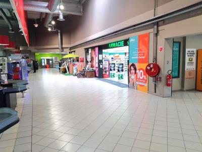Louer Local commercial 227 m2 Villeneuve-loubet