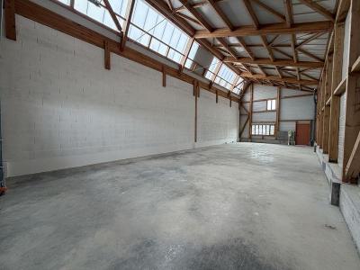 Annonce Location Local commercial Montrond-les-bains 42