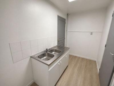 Louer Local commercial Veauche 9540 euros