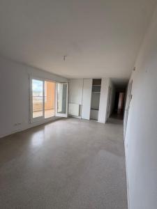 For rent Romans-sur-isere 3 rooms 68 m2 Drome (26100) photo 1