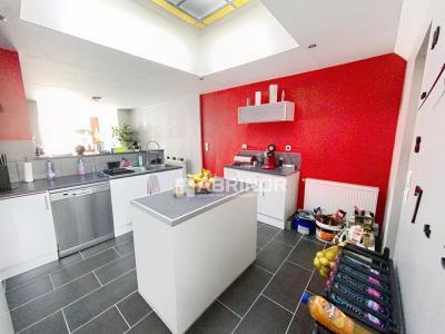 For sale Tourcoing 5 rooms 90 m2 Nord (59200) photo 2