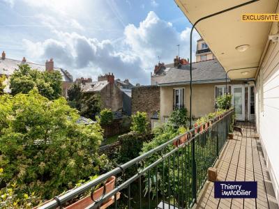 For sale Nantes 3 rooms 69 m2 Loire atlantique (44000) photo 2