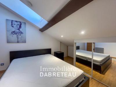 Louer Appartement Lyon-6eme-arrondissement 725 euros