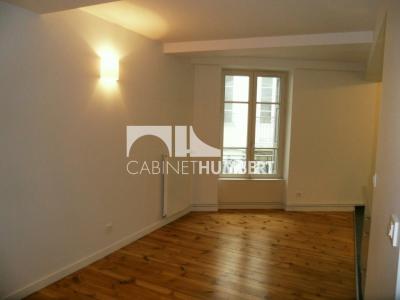 Louer Appartement 49 m2 Saint-etienne