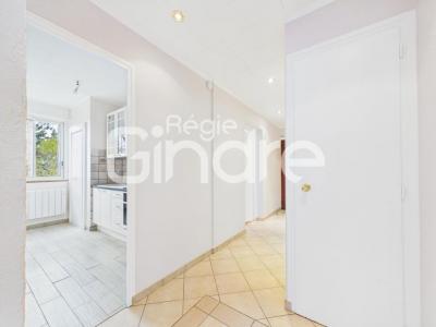 For sale Tassin-la-demi-lune 3 rooms 61 m2 Rhone (69160) photo 1