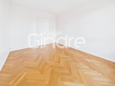 For sale Tassin-la-demi-lune 3 rooms 61 m2 Rhone (69160) photo 3