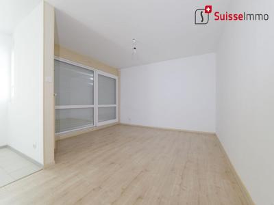 For sale Montbeliard 2 rooms 48 m2 Doubs (25200) photo 0