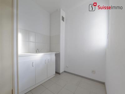For sale Montbeliard 2 rooms 48 m2 Doubs (25200) photo 2
