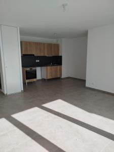 For rent Neuville-sur-saone 4 rooms 77 m2 Rhone (69250) photo 2