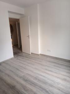 For rent Villefranche-sur-saone 3 rooms 64 m2 Rhone (69400) photo 3