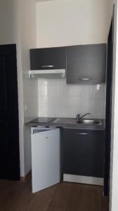 For rent Bordeaux 1 room 18 m2 Gironde (33000) photo 2