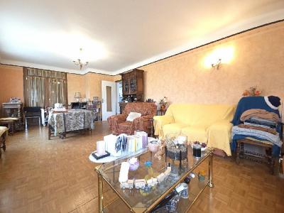 For sale 7 rooms 164 m2 Oise (60180) photo 3