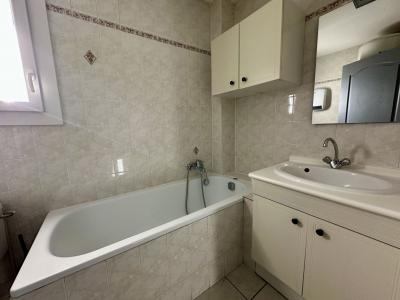 Louer Appartement  695 euros