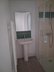 For rent Mans 3 rooms 69 m2 Sarthe (72000) photo 3