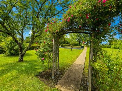 For sale Ecueille 5 rooms 96 m2 Indre (36240) photo 1