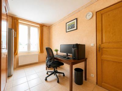 For sale Ecueille 5 rooms 96 m2 Indre (36240) photo 4