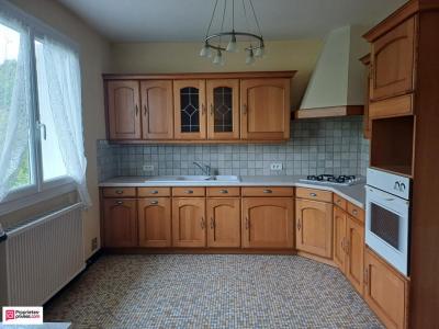 For sale Niort 5 rooms 112 m2 Deux sevres (79000) photo 2