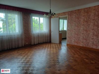 For sale Niort 5 rooms 112 m2 Deux sevres (79000) photo 3