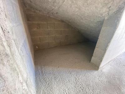 Louer Parking 36 m2 Miramas