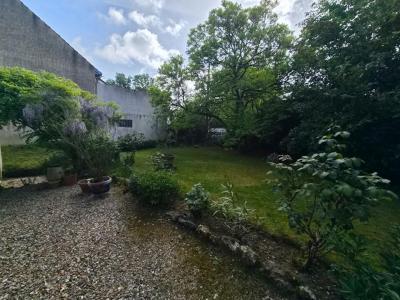 For sale Sainte-genevieve-des-bois 5 rooms 125 m2 Essonne (91700) photo 0
