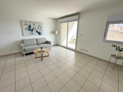 For sale Istres 3 rooms 70 m2 Bouches du Rhone (13800) photo 1