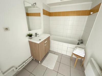 For sale Istres 3 rooms 70 m2 Bouches du Rhone (13800) photo 4