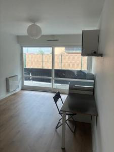 For sale Gravigny 1 room 24 m2 Eure (27930) photo 3
