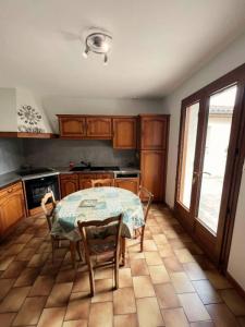 For sale Nantheuil 8 rooms 140 m2 Dordogne (24800) photo 2