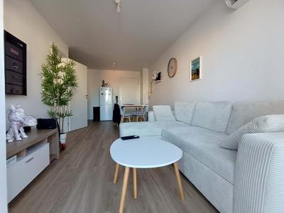 For sale Miramas 2 rooms 40 m2 Bouches du Rhone (13140) photo 2