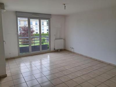 Louer Appartement Saint-etienne-de-saint-geoirs 724 euros