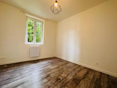 For rent Saint-just-en-chaussee 3 rooms 46 m2 Oise (60130) photo 2