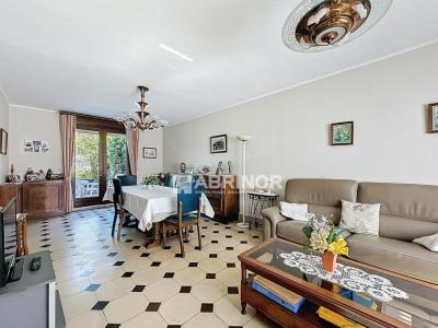 For sale Tourcoing 4 rooms 115 m2 Nord (59200) photo 2