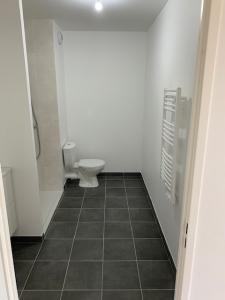 Louer Appartement Leves 586 euros