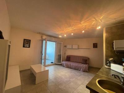 For rent Nimes 1 room 28 m2 Gard (30000) photo 1