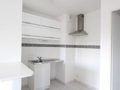 For rent Saint-sebastien-sur-loire 3 rooms 59 m2 Loire atlantique (44230) photo 4