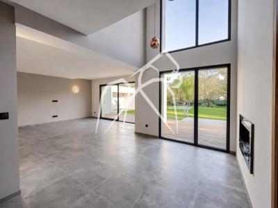 Acheter Maison 217 m2 Mauguio