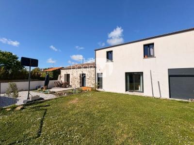 Acheter Maison Saint-hilaire-de-chaleons 328000 euros
