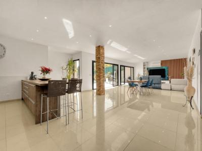 For sale Castanet-tolosan 7 rooms 210 m2 Haute garonne (31320) photo 3