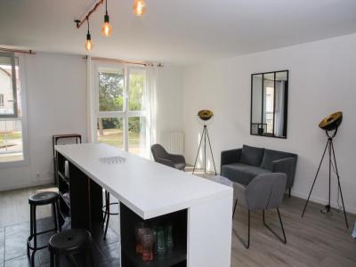 Louer Appartement Montigny-le-bretonneux 624 euros