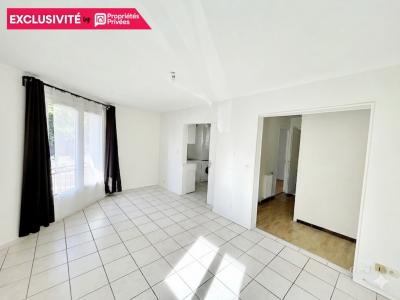 For sale Bordeaux 2 rooms 41 m2 Gironde (33800) photo 1