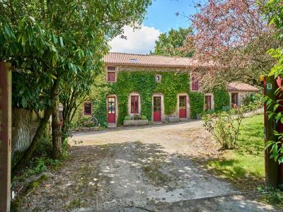 For sale Gaubretiere 8 rooms 208 m2 Vendee (85130) photo 1