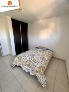 Louer Appartement Saint-pierre 743 euros
