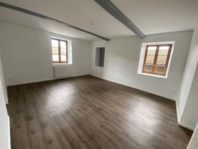 Louer Maison 62 m2 Bellegarde-en-forez