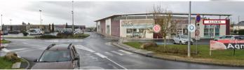 For rent Commercial office Vendome  270 m2