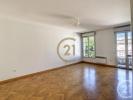 For rent Apartment Thiais  69 m2 3 pieces