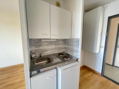 For rent Nimes 1 room 22 m2 Gard (30000) photo 3