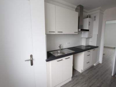 For rent Nantes 3 rooms 56 m2 Loire atlantique (44200) photo 2